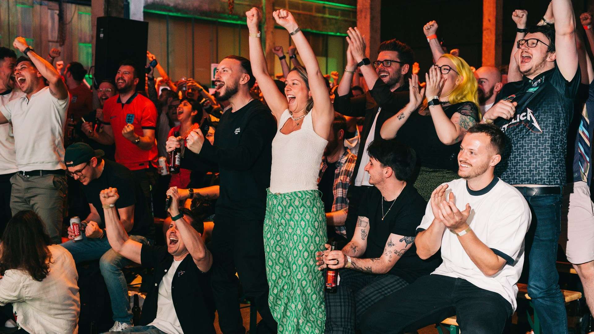 相比之下 相比之下